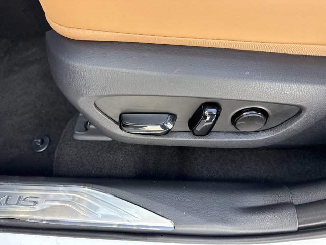 New 2026 Lexus NX 350 AWD image 12