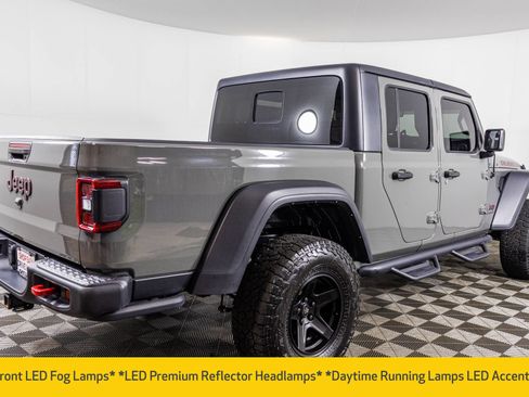 Used 2022 Jeep Gladiator Rubicon w/ LED Lighting Group AWD/4WD image 17