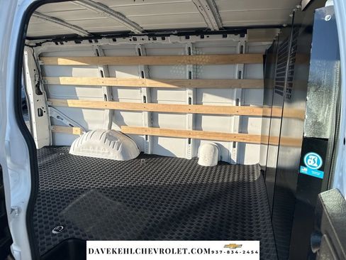 Used 2024 GMC Savana 2500 w/ Driver Convenience Package image 25