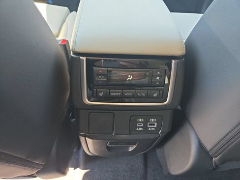 New 2026 Subaru Ascent Limited AWD/4WD image 19