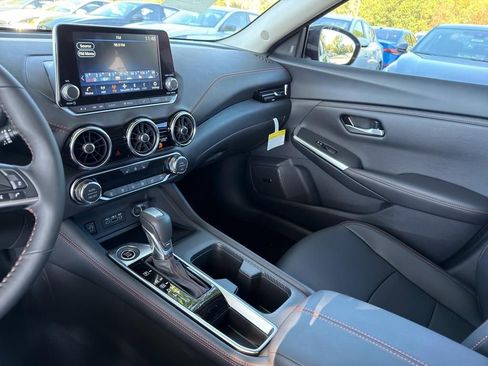 New 2025 Nissan Sentra SR image 24