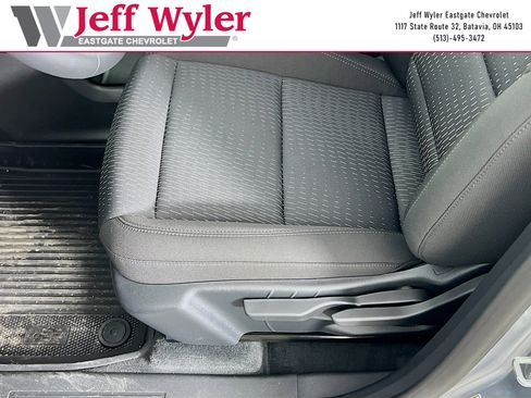 New 2026 Chevrolet Equinox LT FWD image 4