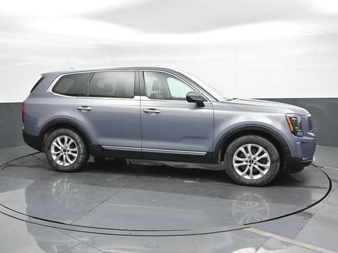 Used 2020 Kia Telluride LX image 4