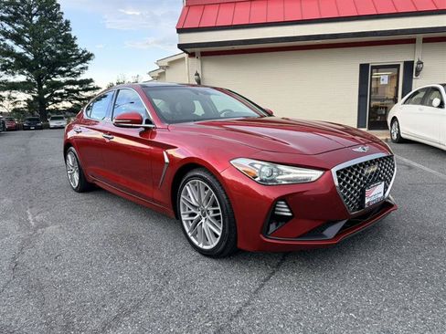Used 2020 Genesis G70 2.0T w/ Elite Package RWD image 3
