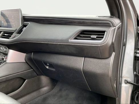 Used 2021 GMC Yukon XL SLT w/ SLT Luxury Plus Package image 19