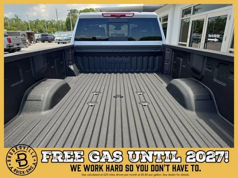 New 2026 GMC Sierra 3500 Denali w/ Denali Reserve Package AWD/4WD image 8