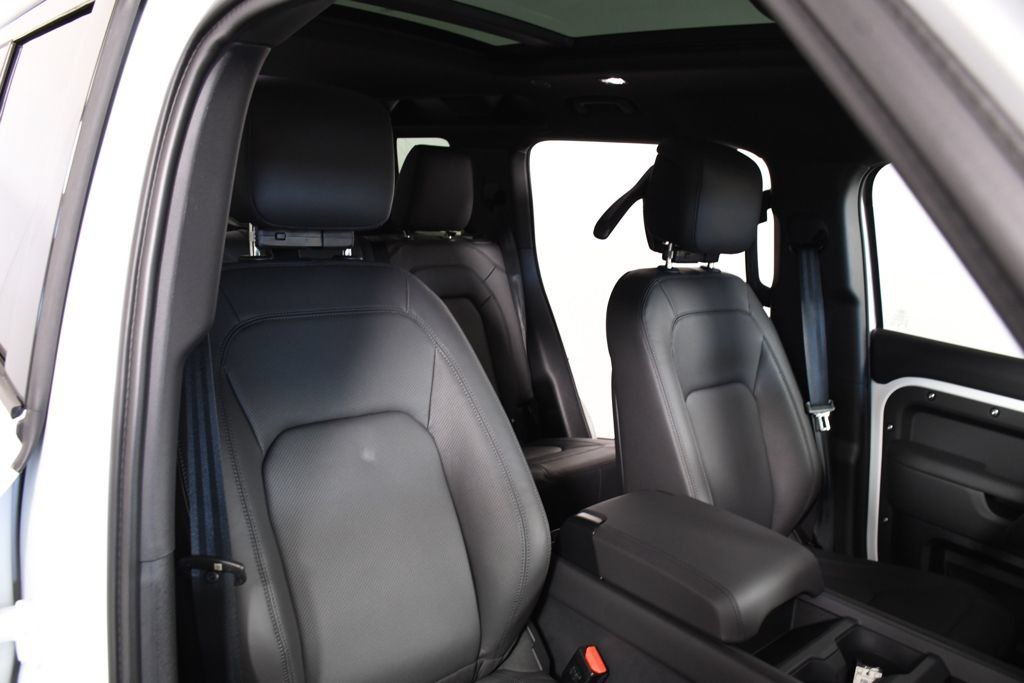 New 2026 Land Rover Defender 110 S AWD/4WD image 20