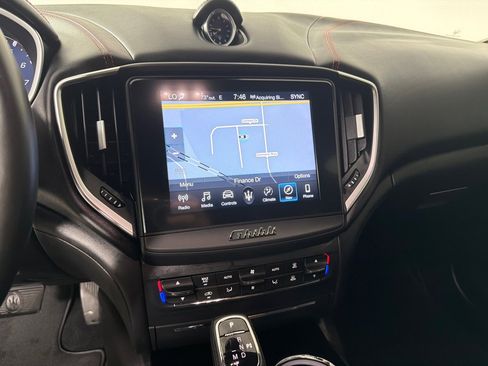 Used 2019 Maserati Ghibli RWD image 18