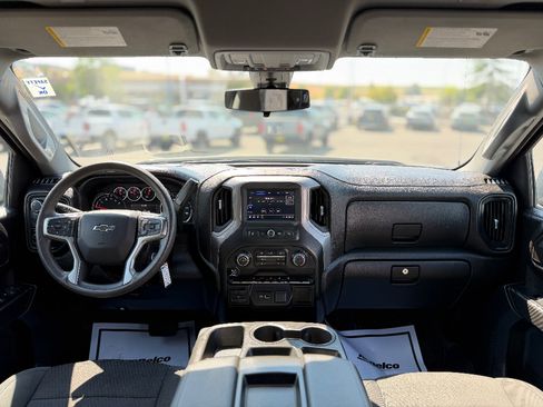 Used 2021 Chevrolet Silverado 1500 Custom Trail Boss w/ Safety Confidence Package AWD/4WD image 5