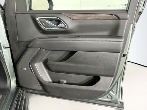 Used 2024 Chevrolet Tahoe LT image 34