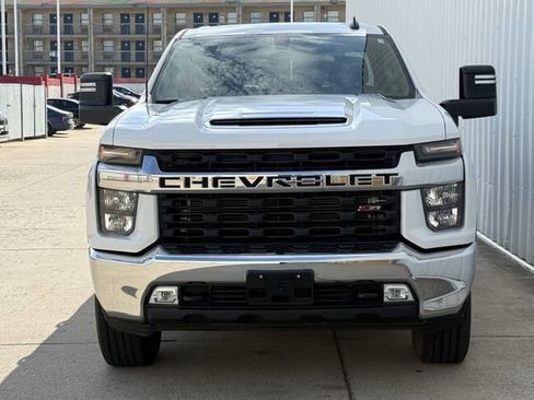 Used 2022 Chevrolet Silverado 2500 LT w/ Convenience Package AWD/4WD image 8