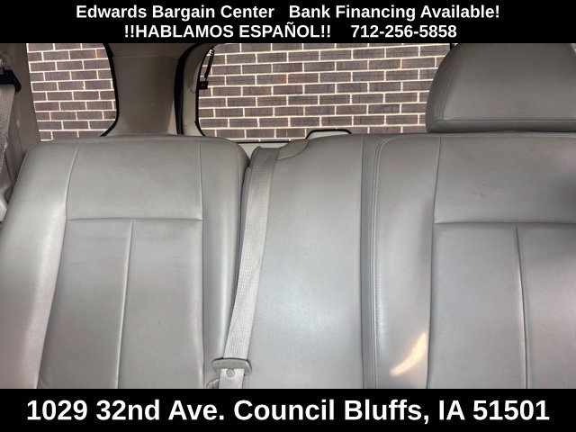 Used 2008 GMC Envoy SLT AWD/4WD image 15