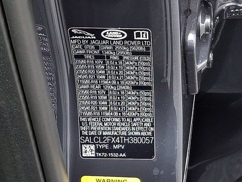 New 2026 Land Rover Discovery Sport Landmark AWD/4WD image 17