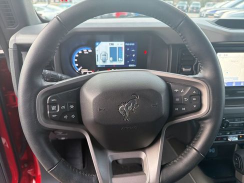 Used 2023 Ford Bronco Big Bend image 13