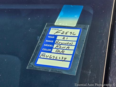 Used 2021 Hyundai Kona SE image 35