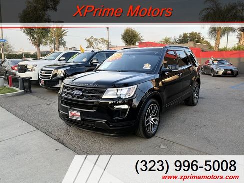 Used 2018 Ford Explorer Sport AWD/4WD image 3
