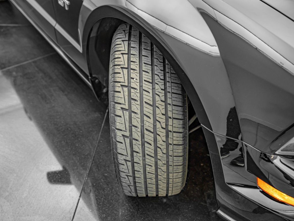 Used 2008 Ford Mustang GT RWD image 43