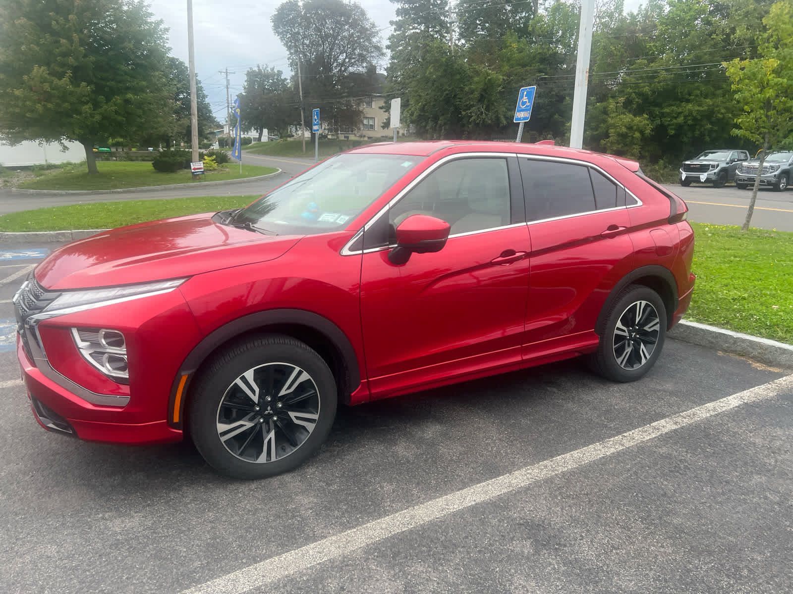 Used 2024 Mitsubishi Eclipse Cross SEL AWD/4WD image 1