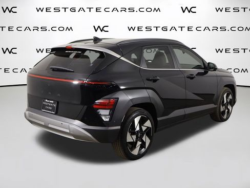 Used 2024 Hyundai Kona Limited image 46