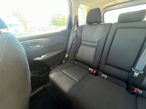 Used 2025 Nissan Rogue SV image 41