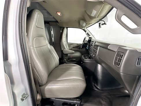 Used 2023 GMC Savana 2500 Work Van w/ Driver Convenience Package image 24