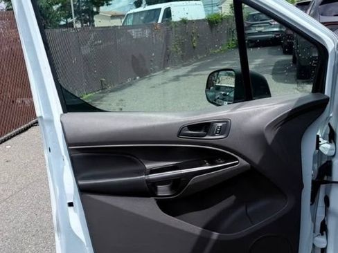Used 2020 Ford Transit Connect XL FWD image 11
