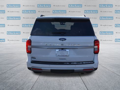 Certified 2022 Ford Expedition XLT image 6