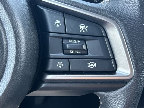 Used 2024 Subaru Ascent Premium w/ Convenience Package image 12