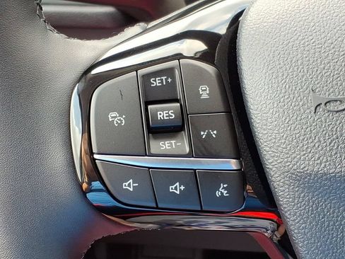 Used 2025 Ford Escape Platinum AWD/4WD image 22
