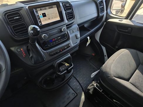 New 2026 RAM ProMaster 1500 w/ Convenience Group FWD image 17