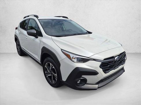 Used 2024 Subaru Crosstrek 2.0i Premium AWD/4WD image 3