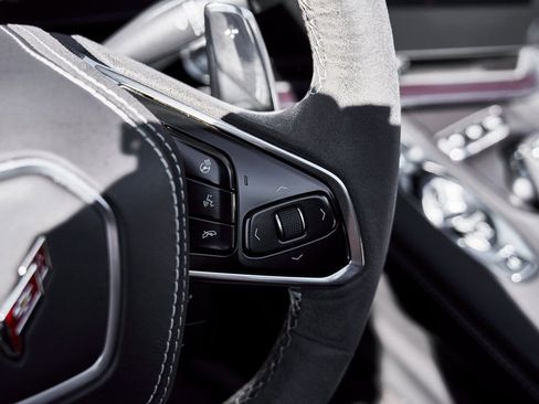 Used 2024 Chevrolet Corvette Stingray Premium Conv w/ Z51 Performance Package image 53