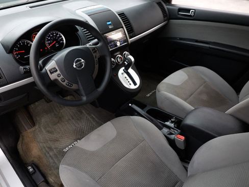 Used 2012 Nissan Sentra 2.0 S image 4