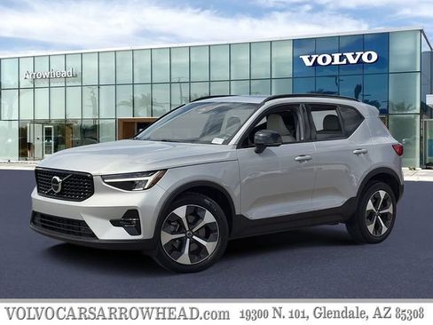 Used 2023 Volvo XC40 B5 Plus w/ Protection Package Premier AWD/4WD image 1