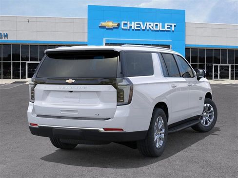 New 2026 Chevrolet Suburban LT w/ Comfort Package RWD image 4