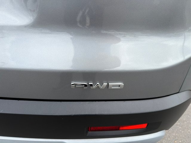 Used 2023 GMC Acadia SLT AWD/4WD image 49