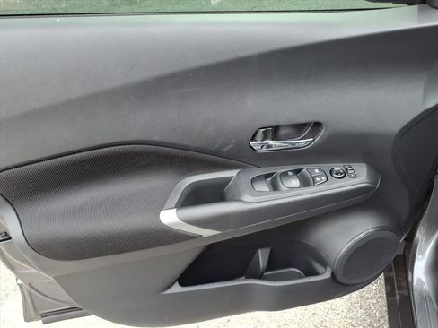 Used 2024 Nissan Kicks SV FWD image 23