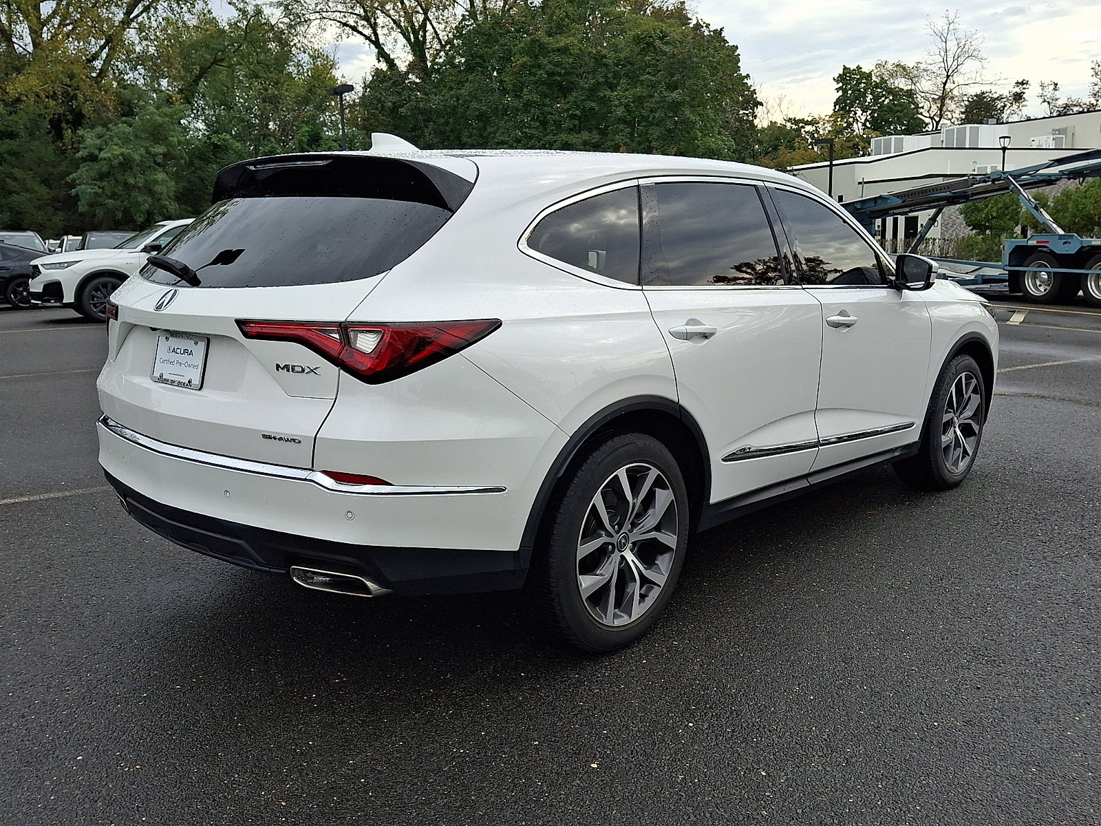 Certified 2024 Acura MDX w/ Technology Package AWD/4WD image 6