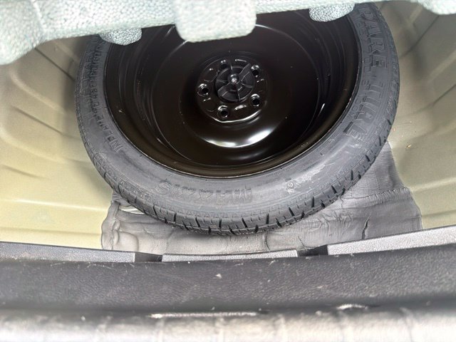 Used 2024 Nissan Altima 2.5 SV FWD image 26