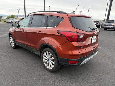 Used 2019 Ford Escape SEL AWD/4WD image 5