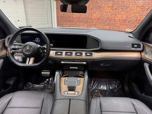 Certified 2024 Mercedes-Benz GLS 450 4MATIC image 12