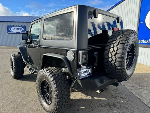 Used 2015 Jeep Wrangler Sport AWD/4WD image 2