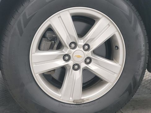 Used 2020 Chevrolet Trax LS w/ Tint and Cruise Package FWD image 31