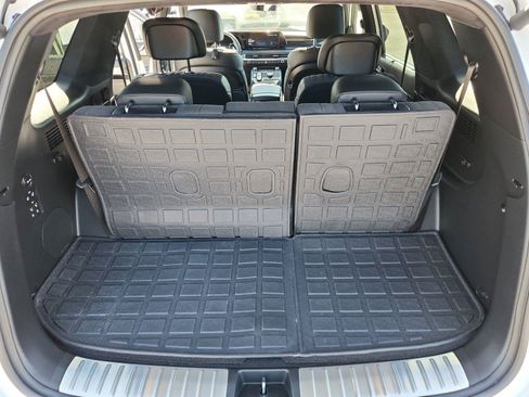 Used 2025 Hyundai Palisade AWD image 15