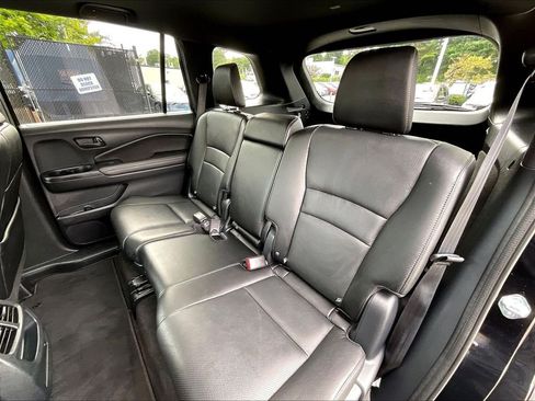 Used 2023 Honda Passport EX-L image 15