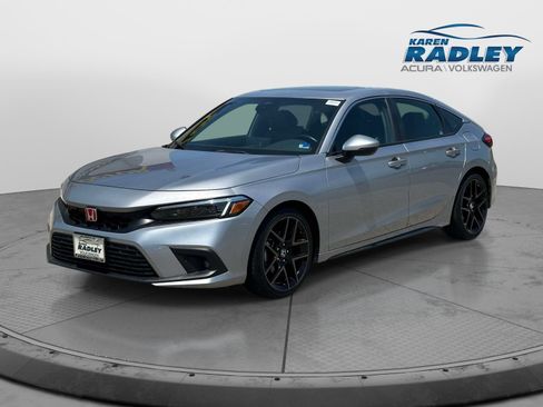 Used 2024 Honda Civic Sport Touring image 5