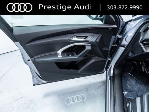 Used 2025 Audi Q5 Premium w/ Convenience Package AWD/4WD image 21