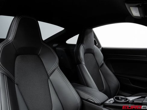 Used 2022 Porsche 911 GT3 image 40