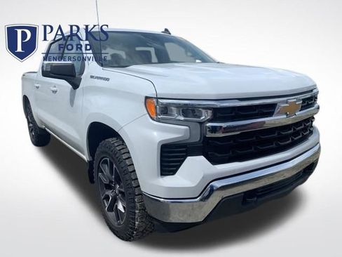 Used 2022 Chevrolet Silverado 1500 LT image 1