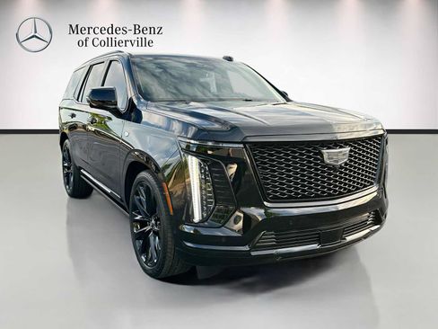 Used 2026 Cadillac Escalade Platinum Sport w/ LPO, ONYX Package AWD/4WD image 3